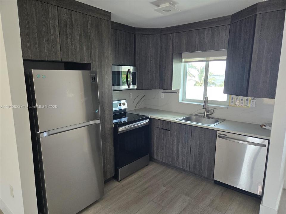 1790 S Treasure Dr 3B, North Bay Village, Флорида 33141, Соединенные Штаты