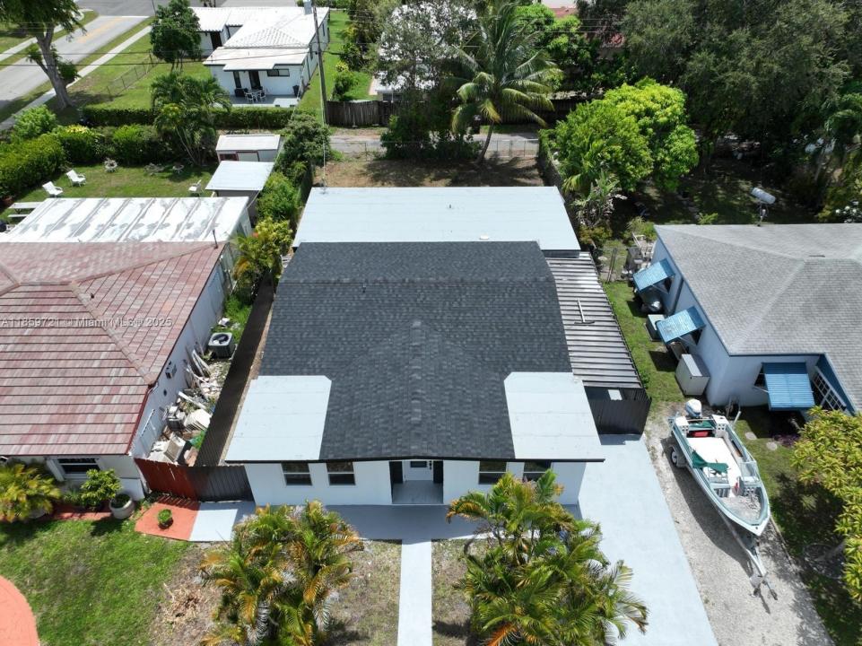 1782 NE 175th St, North Miami Beach, Flórida 33162, Estados Unidos