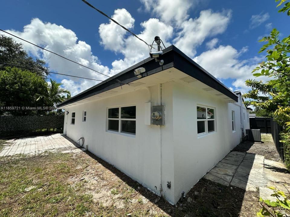 1782 NE 175th St, North Miami Beach, Flórida 33162, Estados Unidos