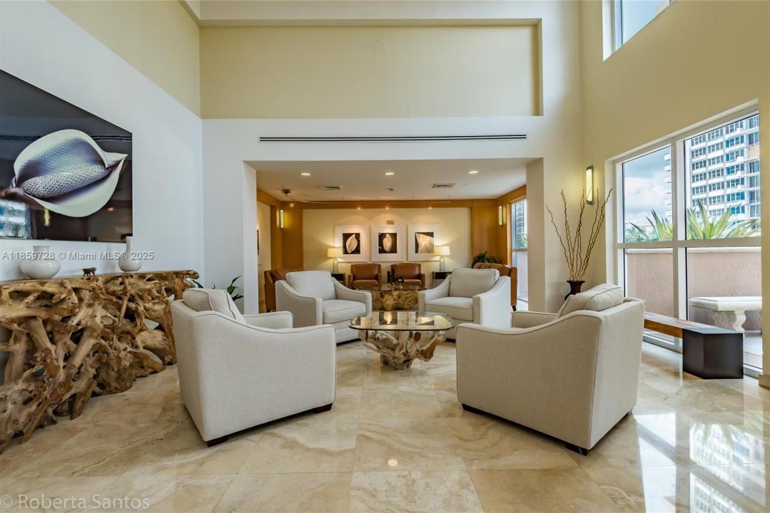 2080 S Ocean Dr 602, Hallandale Beach, 佛罗里达州 33009, 美国