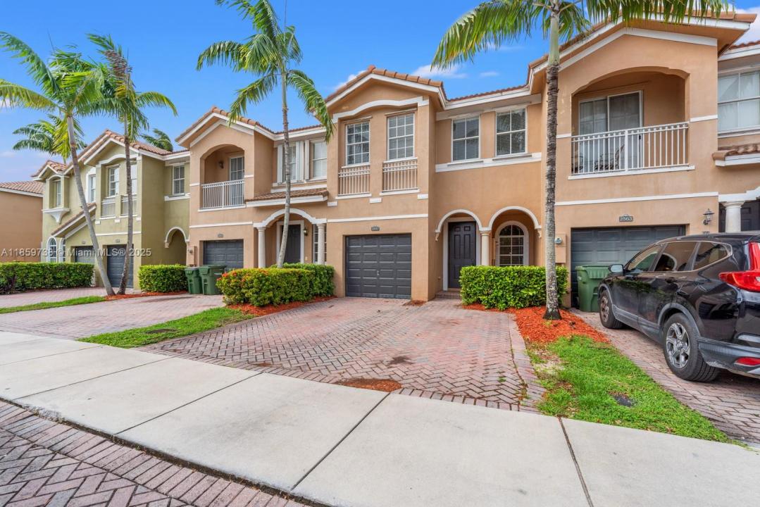 2557 SE 14th St, Homestead, Florida 33035