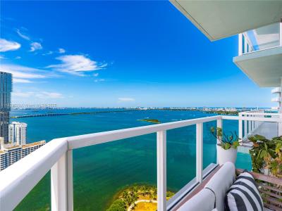 1900 N Bayshore Dr 3712, Miami, Florida 33132, USA