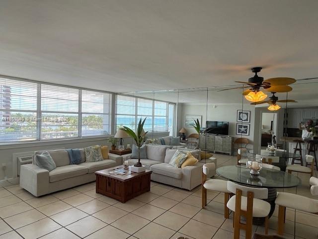 5313 COLLINS AV 710, Miami Beach, Флорида 33140, Соединенные Штаты