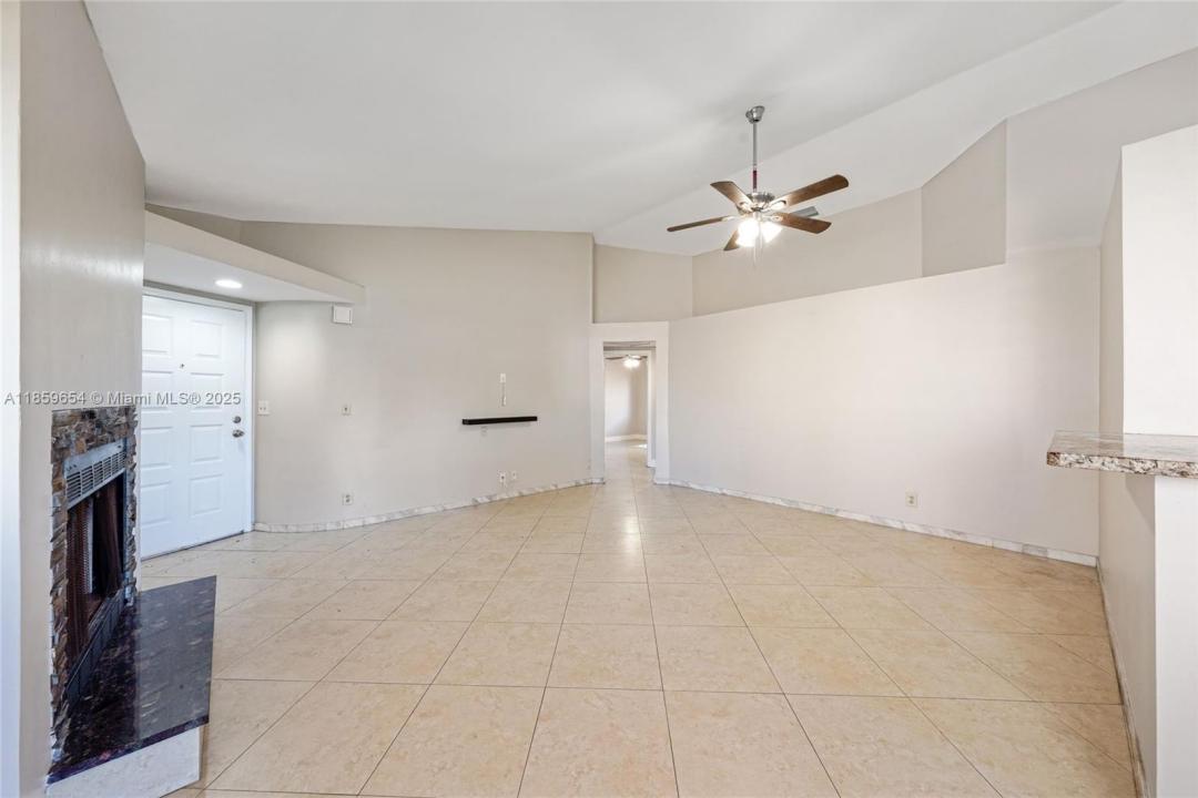 3887 NW 7th Pl, Deerfield Beach, Florida 33442, Estados Unidos