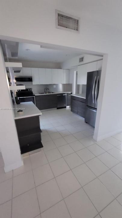 725 Westward Dr, Miami Springs, Florida 33166, Estados Unidos