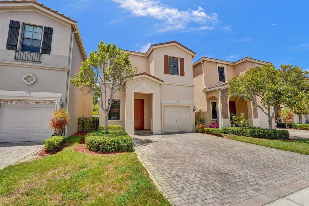 650 NE 191st Ter, Miami, Florida 33179, Estados Unidos