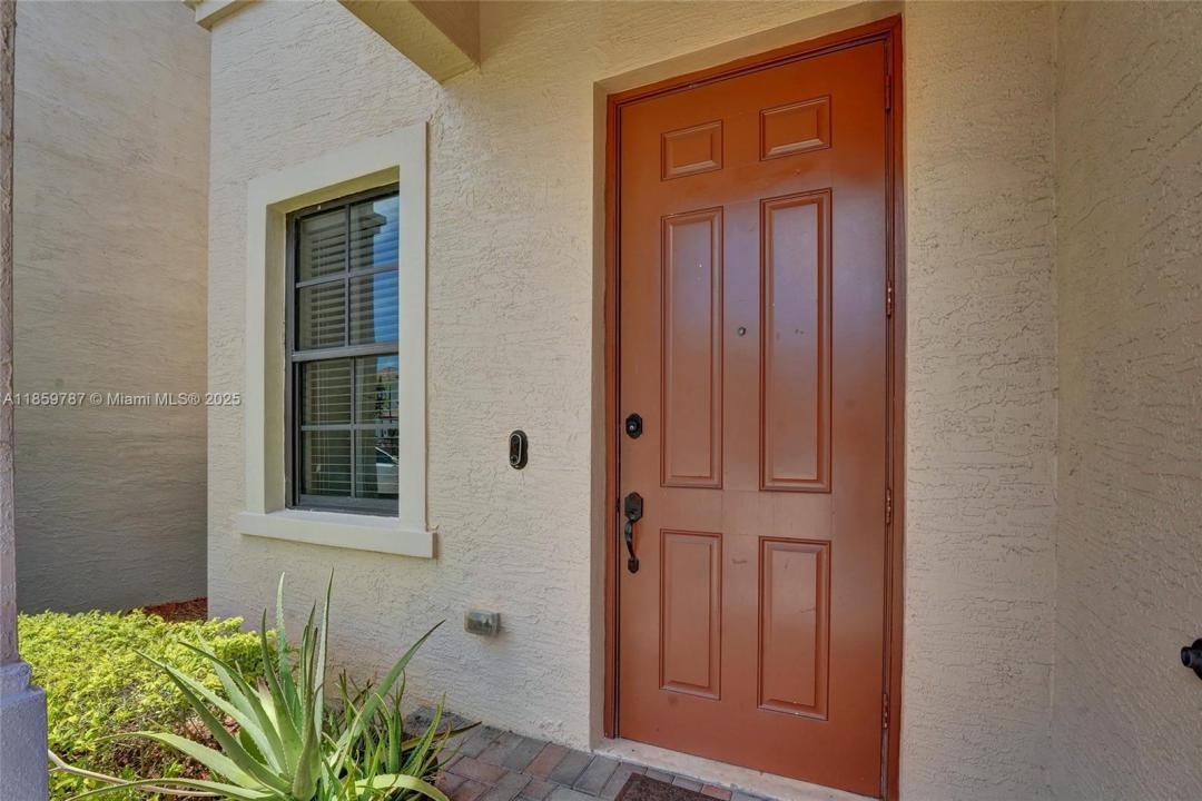 650 NE 191st Ter, Miami, Florida 33179, Estados Unidos