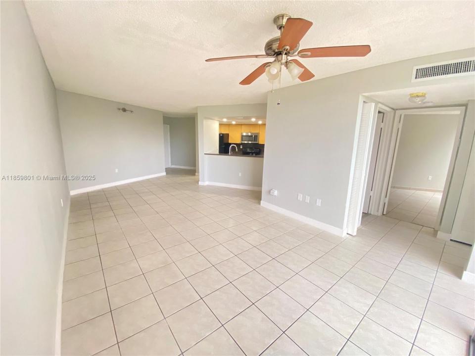 7125 NW 186th St B304, Hialeah, Florida 33015