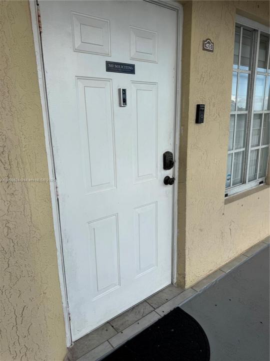 6940 NW 179th St 405-7, Hialeah, Florida 33015, HOA KỲ