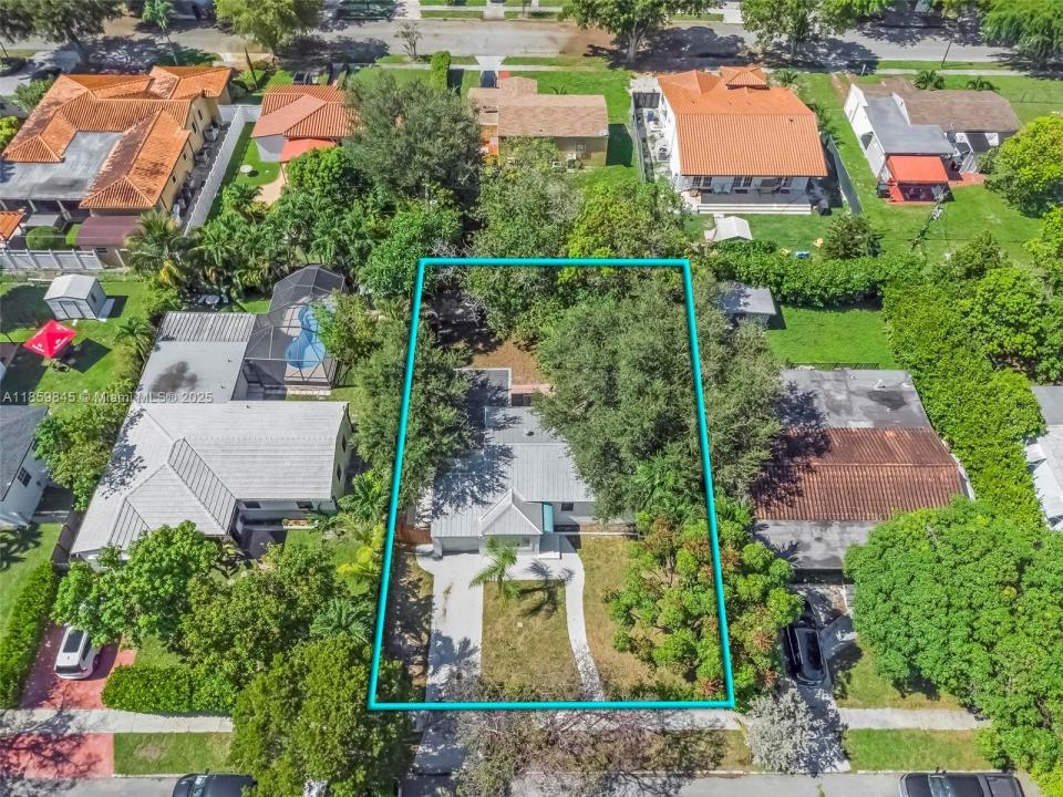 6437 SW 14th St, West Miami, Florida 33144, Stati Uniti