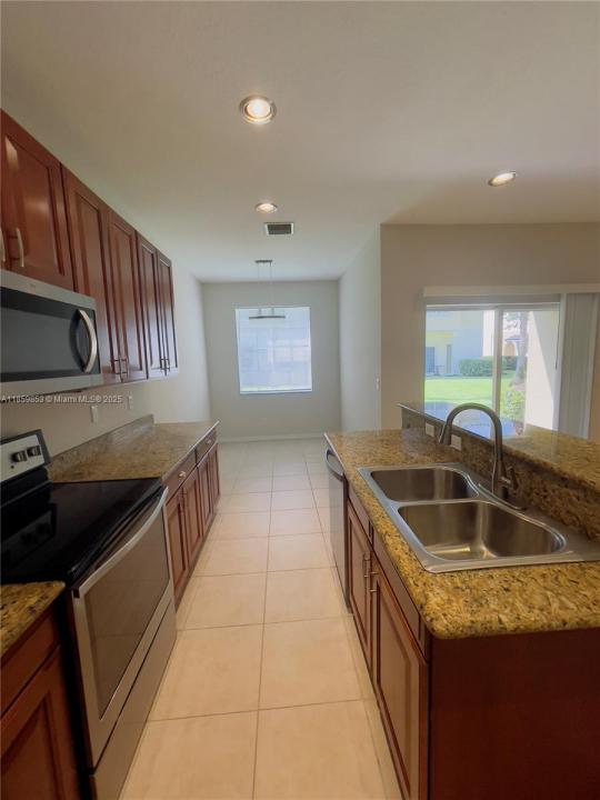 1560 SE Wilshire Pl 103, Stuart, Florida 34994, HOA KỲ