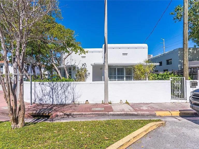 8101 Harding Ave, Miami Beach, Florida 33141, HOA KỲ