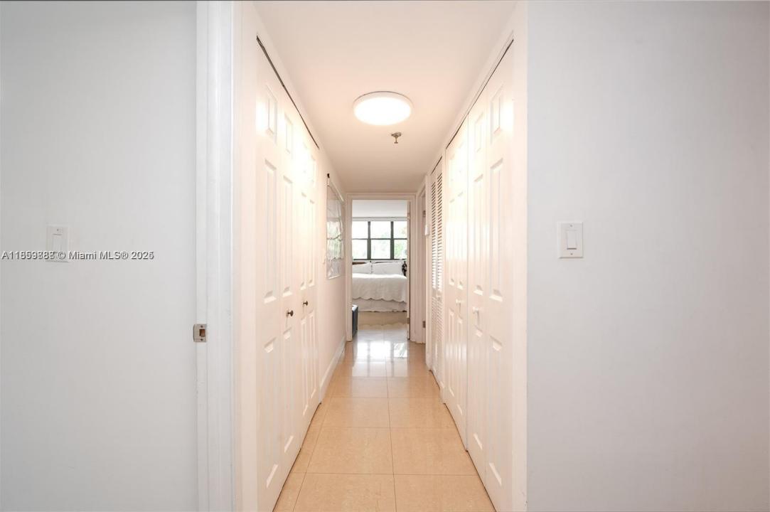 1621 Collins Ave 302, Miami Beach, Florida 33139, HOA KỲ