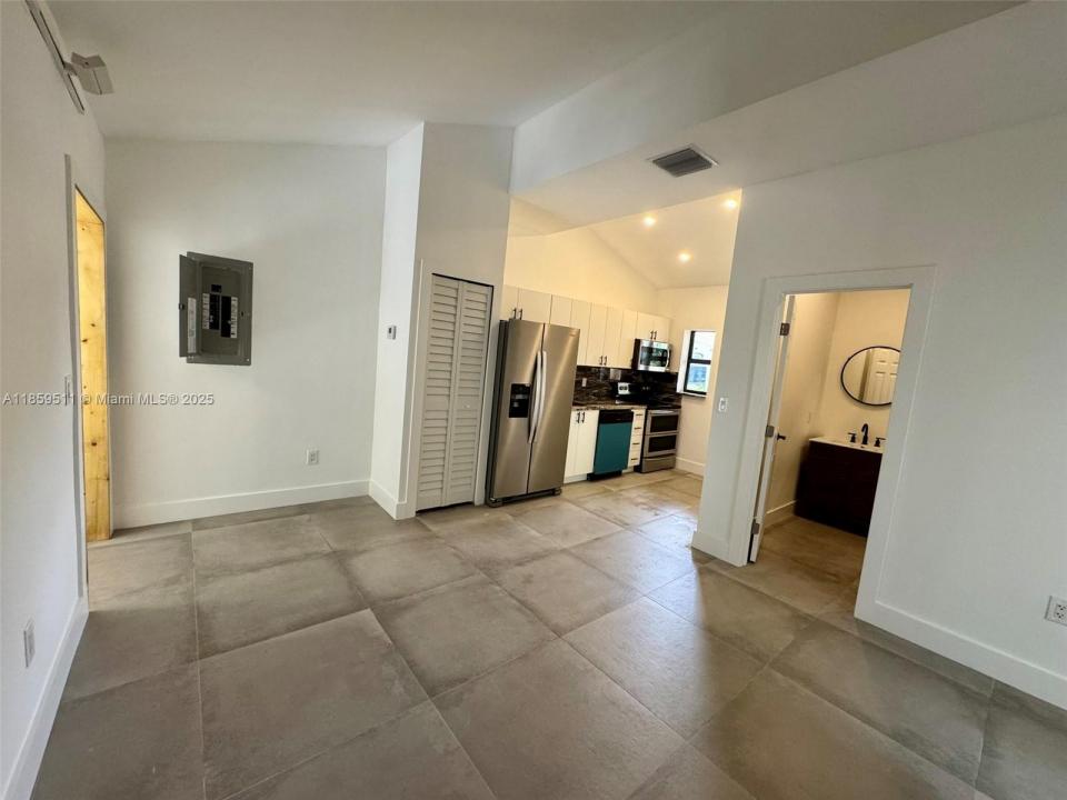 3 NE 70th St 1, Miami, 佛罗里达州 33138, 美国