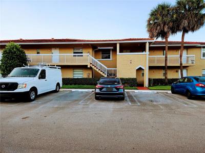 10137 Twin Lakes Dr 2-E, Coral Springs, Florida 33071, USA