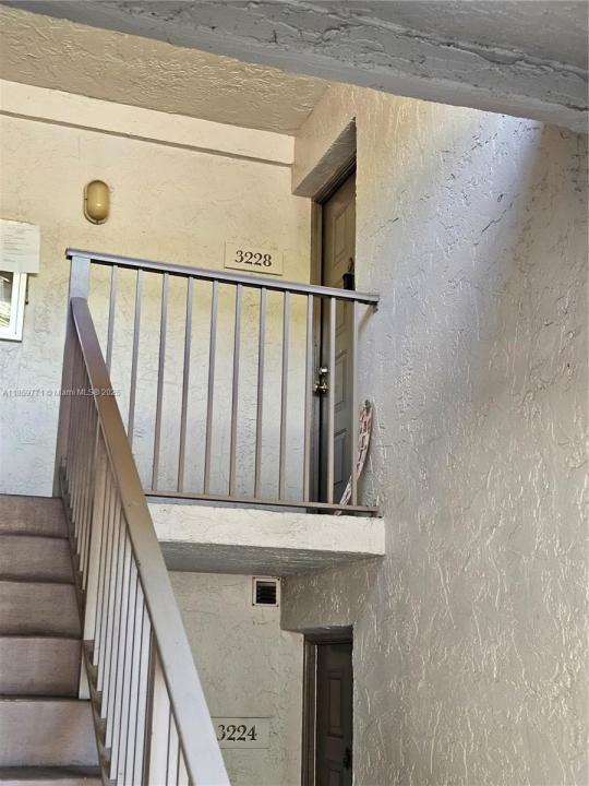 3228 Coral Lake Ln 3228, Coral Springs, Floryda 33065, USA