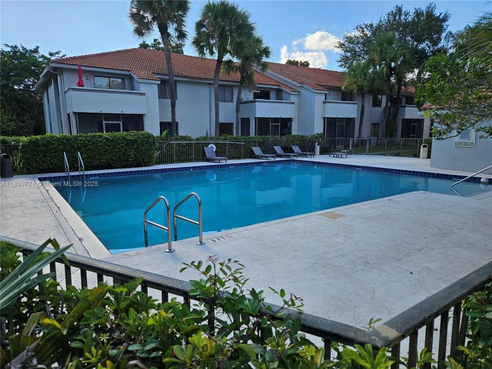 3228 Coral Lake Ln 3228, Coral Springs, Floryda 33065, USA