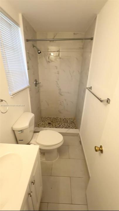 335 NW 32nd St 341, Oakland Park, Floride 33309, États-Unis
