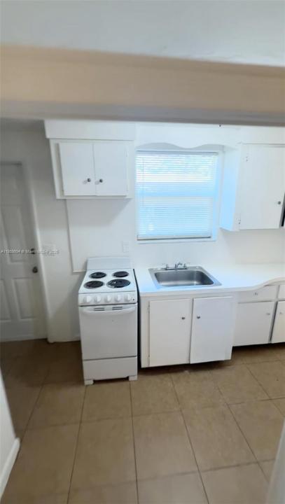 335 NW 32nd St 341, Oakland Park, Floride 33309, États-Unis