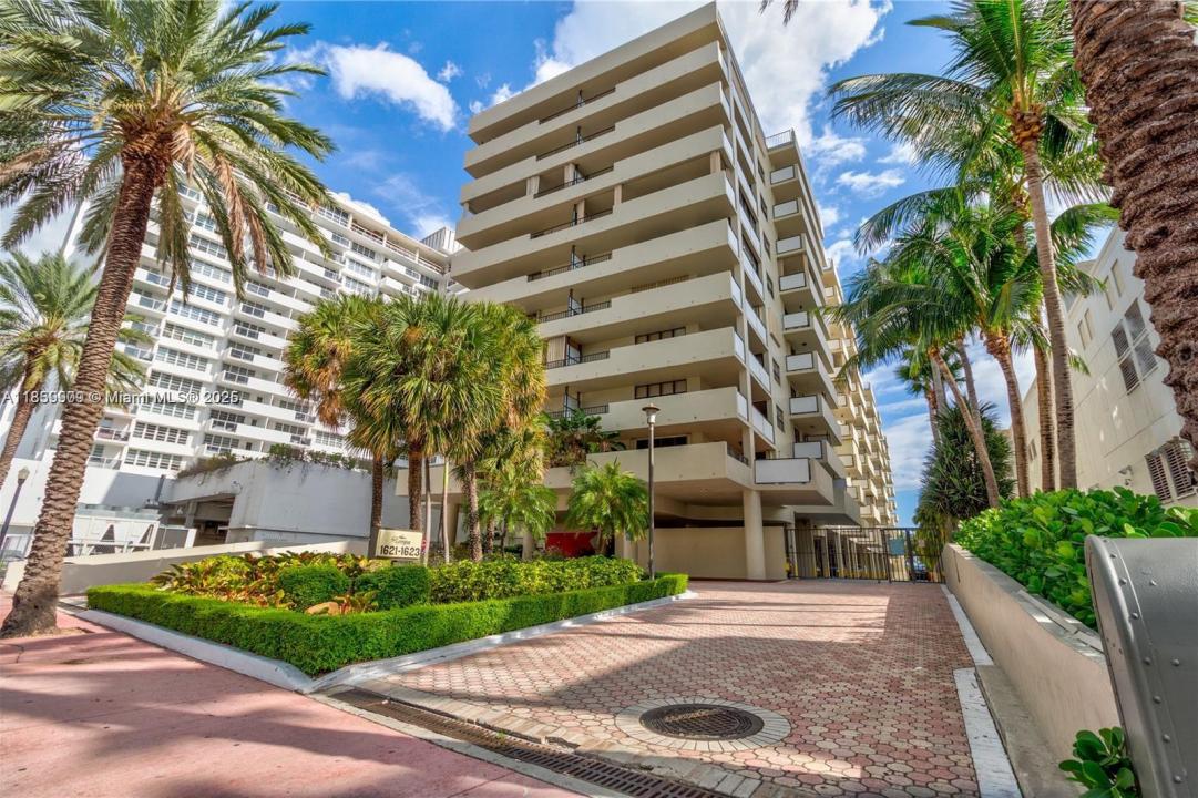 1621 Collins Ave 404, Miami Beach, Florida 33139