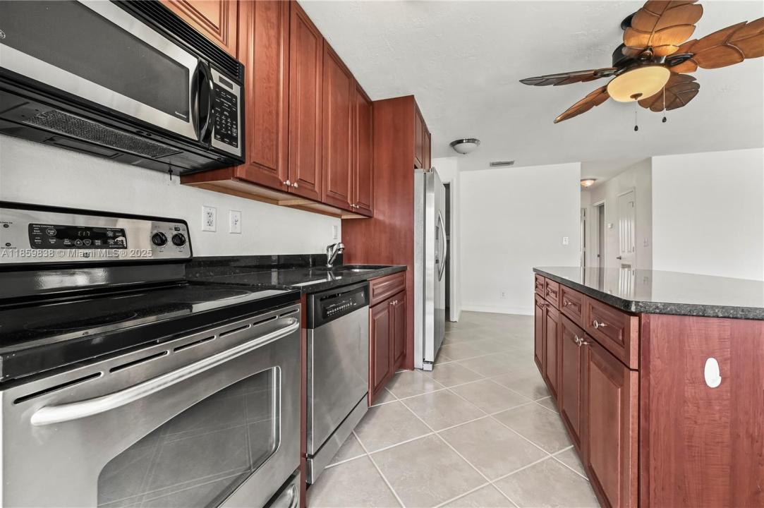 2895 NE 32nd St 110, Fort Lauderdale, فلوريدا 33306, الولايات المتحدة