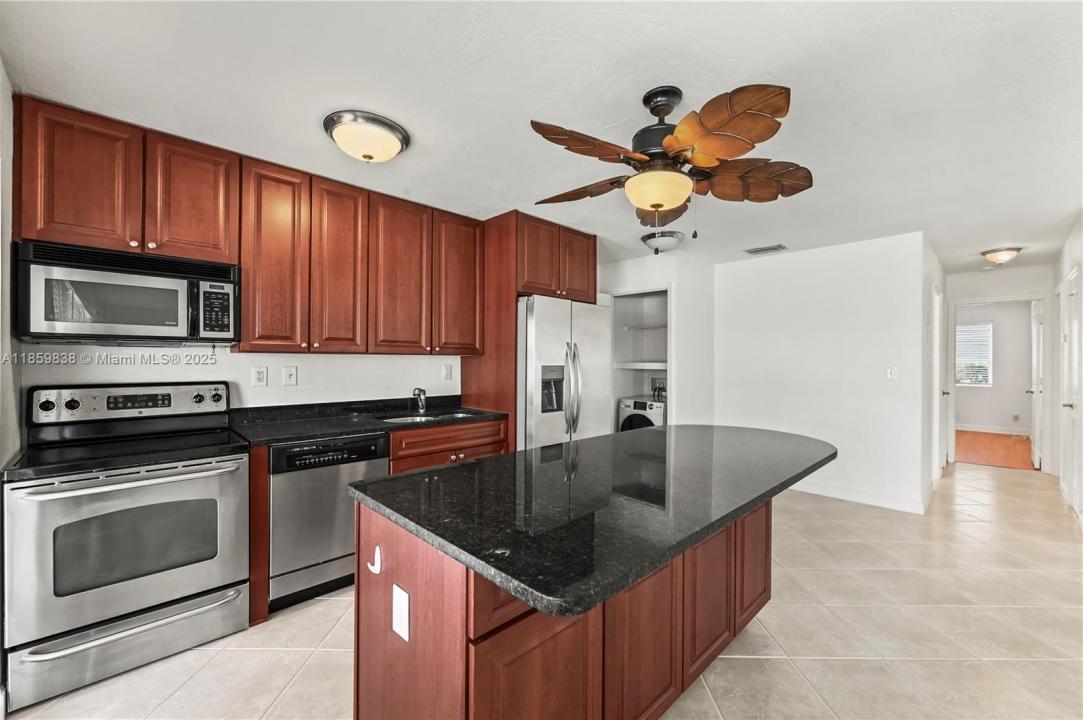 2895 NE 32nd St 110, Fort Lauderdale, فلوريدا 33306, الولايات المتحدة