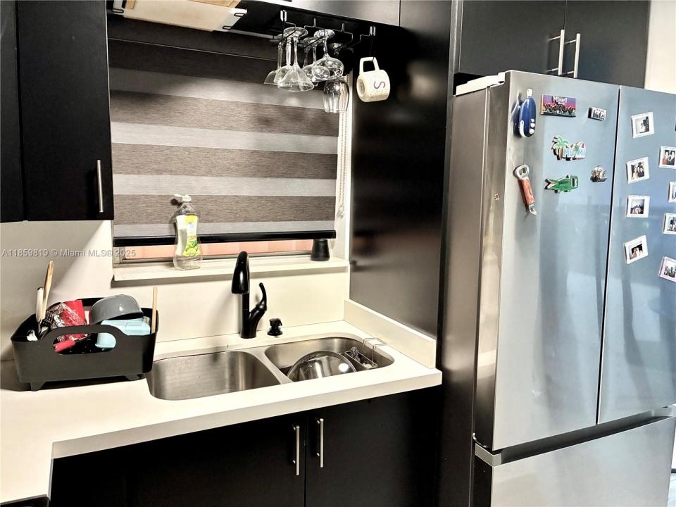6820 W Flagler St 405, Miami, Flórida 33144, Estados Unidos
