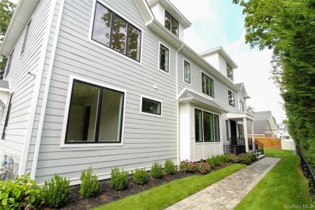8 Sealy Drive, Hempstead, New York 11559, États-Unis