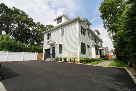 8 Sealy Drive, Hempstead, New York 11559, États-Unis