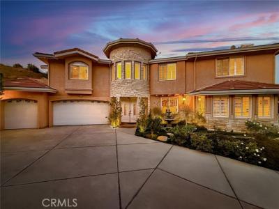 Edgeview Court, Newbury Park, California 91320