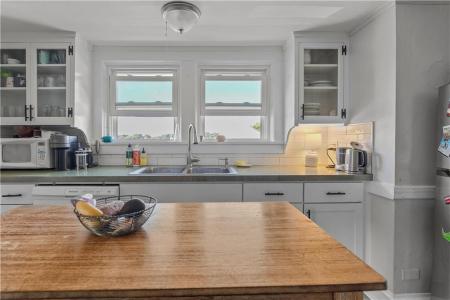 40 Webster Street B, Newport, Rhode Island 02840