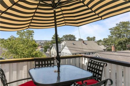 62 Dixon Street, Newport, רוד איילנד 02840, ארצות הברית של אמריקה