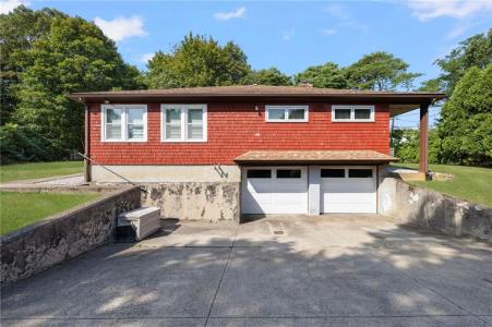 21 Plum Beach Road, North Kingstown, Rhode Island 02852, USA