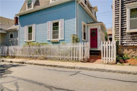 36 Dixon Street, Newport, RI 02840, USA