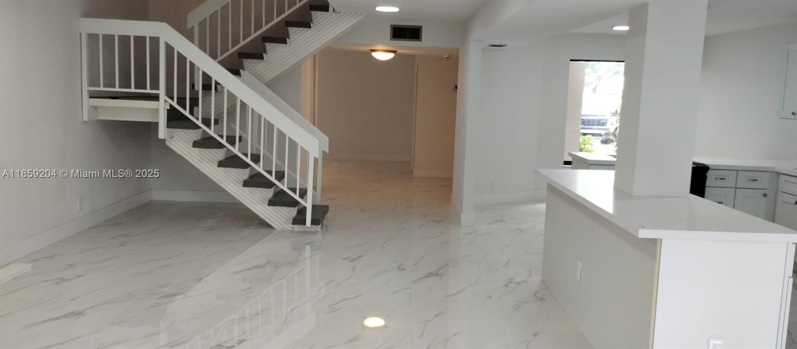 9719 N New River Canal Rd 308, Plantation, Флорида 33324, Соединенные Штаты