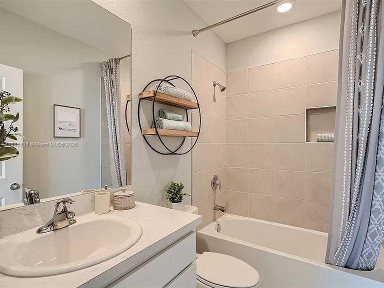 390 NE 12th ST, Florida City, 佛罗里达州 33034, 美国