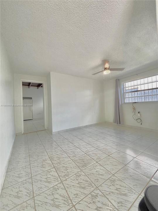 618 E 24th St 1, Hialeah, Florida 33013