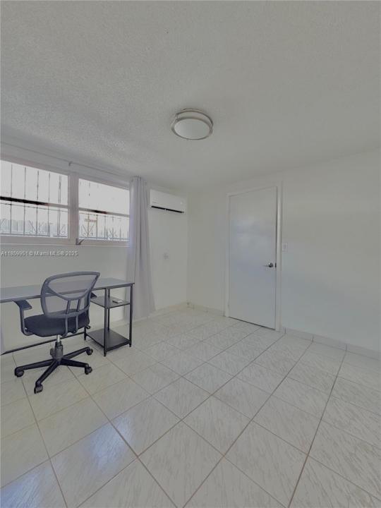 618 E 24th St 1, Hialeah, Florida 33013