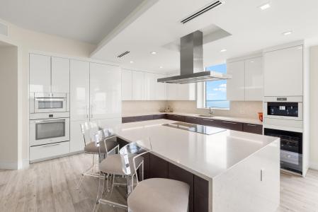 3730 N Ocean Drive 17d, Singer Island, Florida 33404, Amerika Birleşik Devletleri