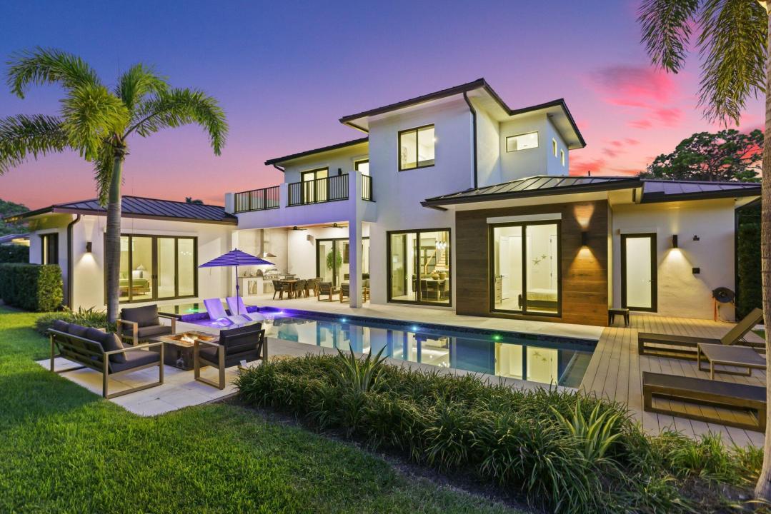 525 Whispering Pines Road, CHAPEL HILL, Boynton Beach, Florida 33435