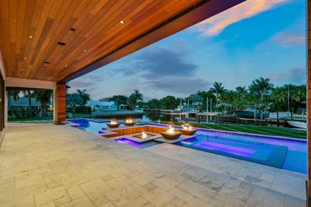 2143 Carib Circle, Palm Beach Gardens, Flórida 33410, Estados Unidos