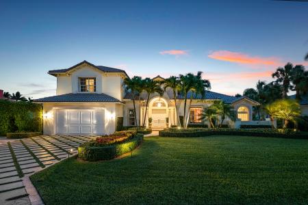 18 Sabal Island Drive, Ocean Ridge, Florida 33435