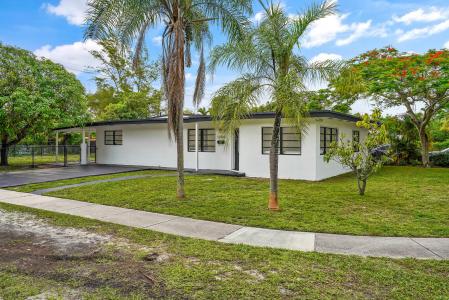 12805 NW 6th Avenue, North Miami, Florida 33168