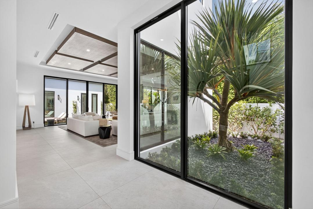 123 Murray Road, West Palm Beach, Florida 33405