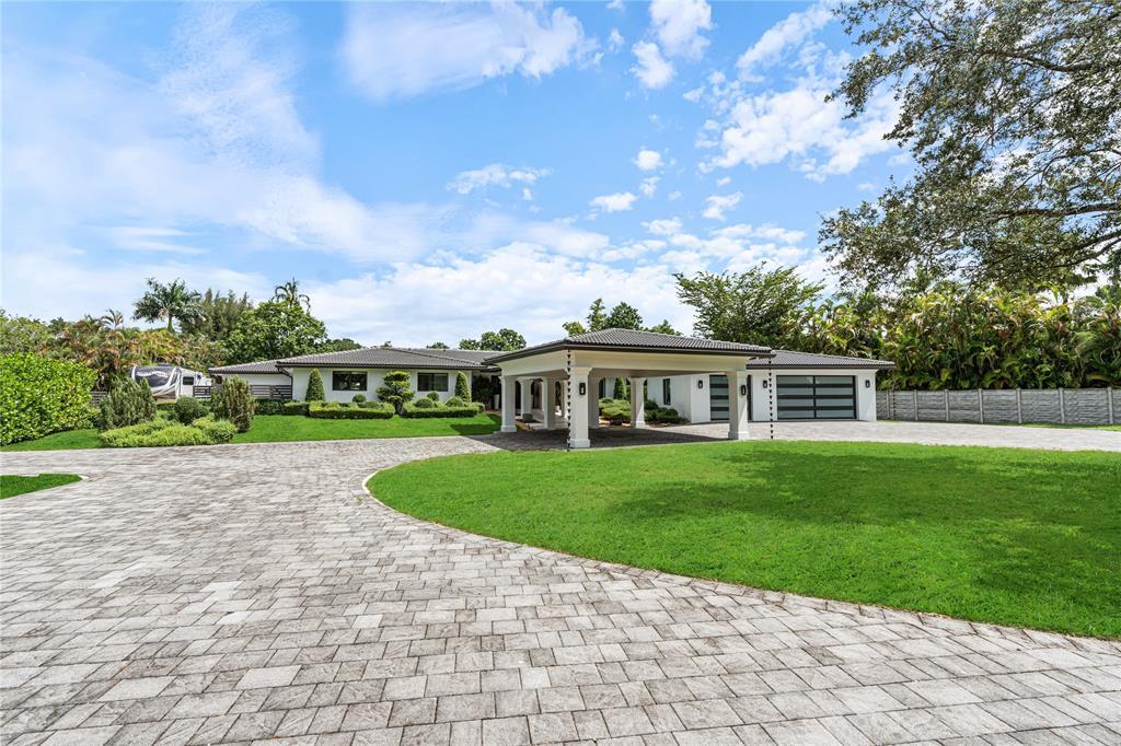 13211 MUSTANG TRL, Sunshine Ranches, Southwest Ranches, Florida 33330