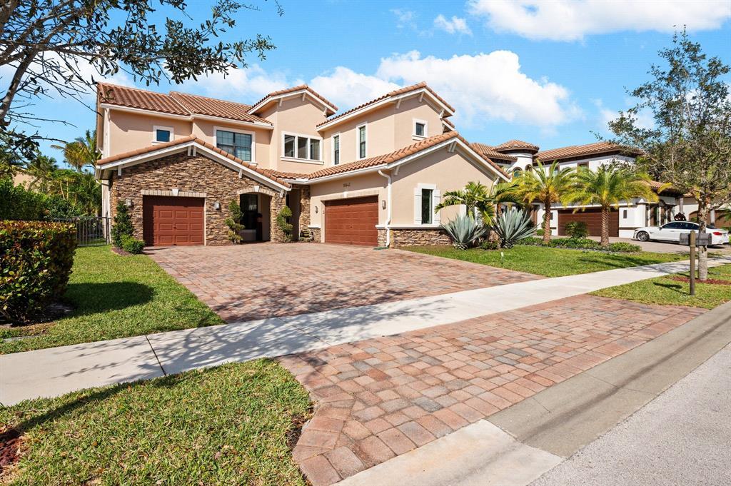 10443 Emerson St, Parkland Country Clu, Parkland, Florida 33076