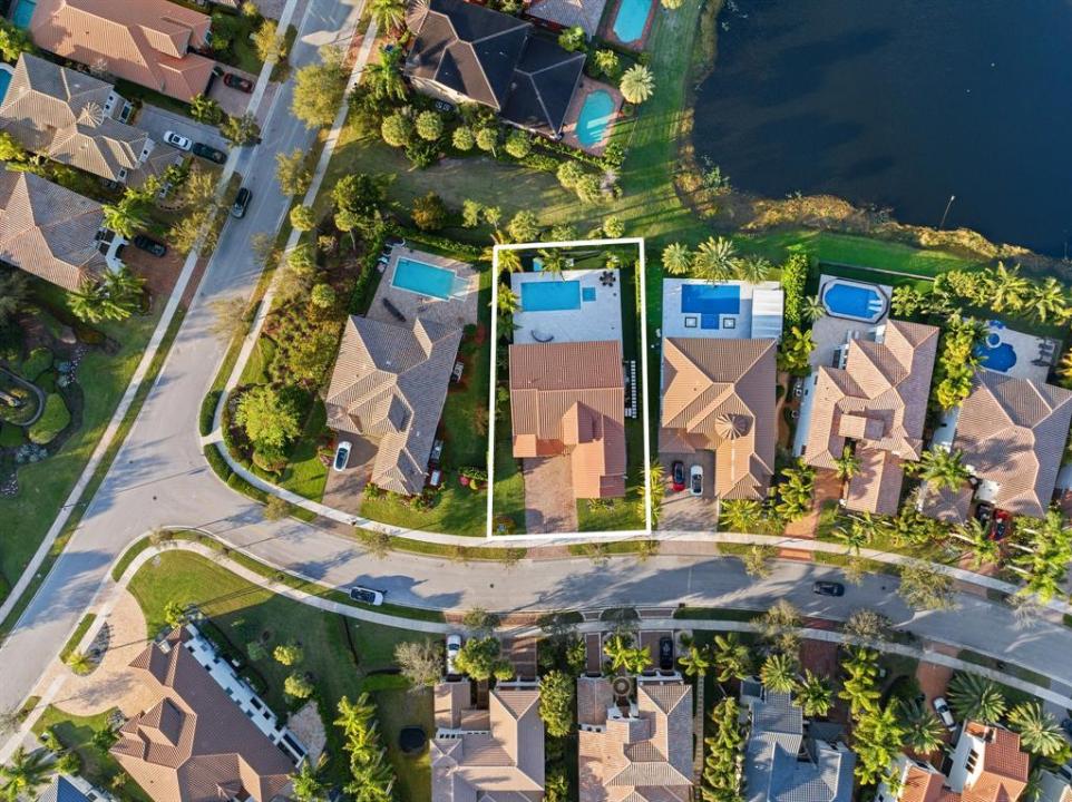 10443 Emerson St, Parkland Country Clu, Parkland, Florida 33076
