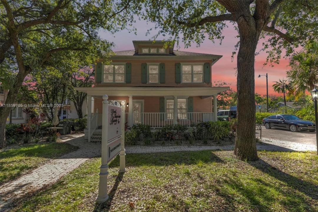 124 N Swinton Ave B, Delray Beach, Florida 33444