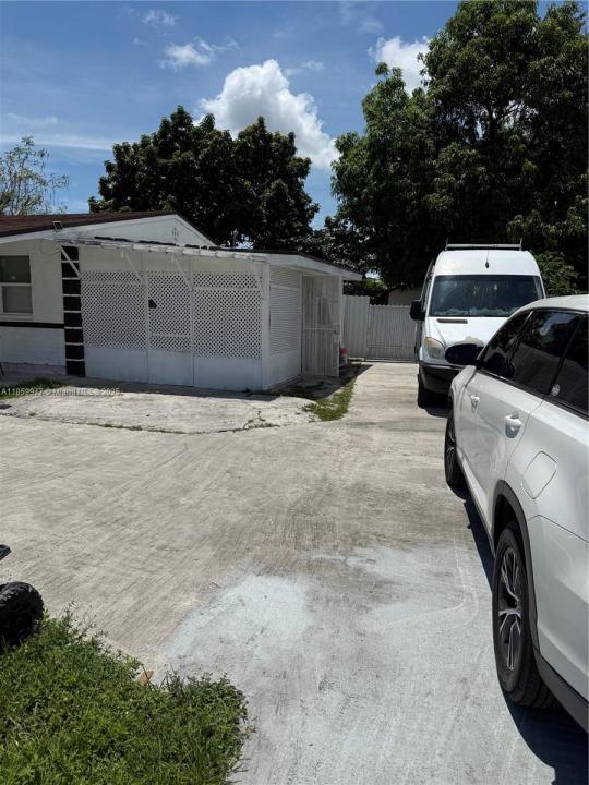 3020 NW 161st St 2, Miami Gardens, Flórida 33054, Estados Unidos