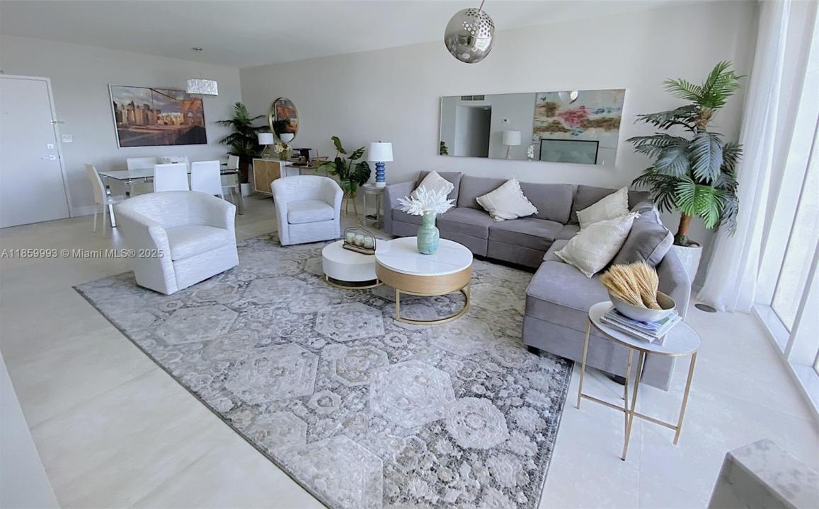10275 Collins Ave 1130, Bal Harbour, Florida 33154, Estados Unidos